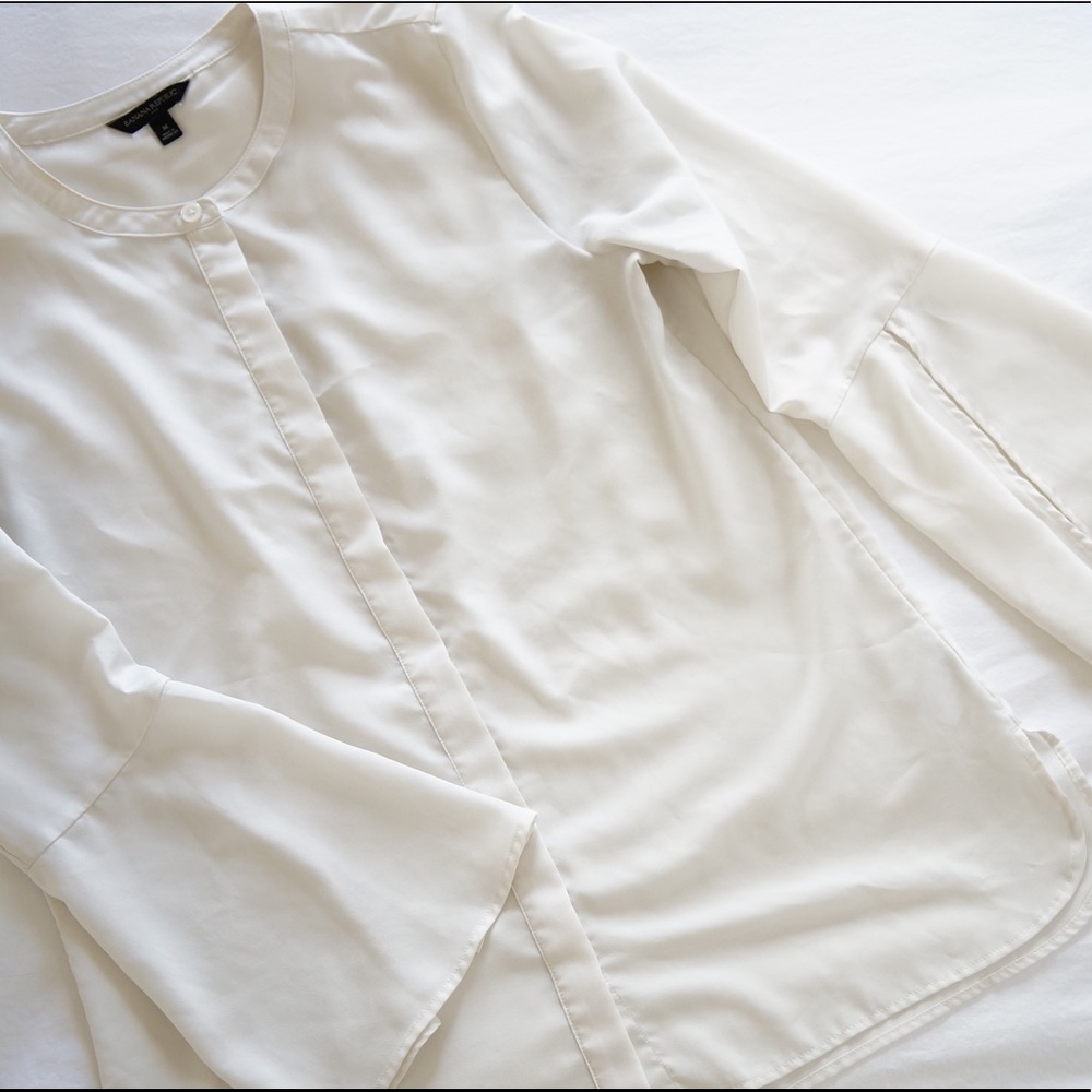 Banana Republic Bell Sleeve Blouse
